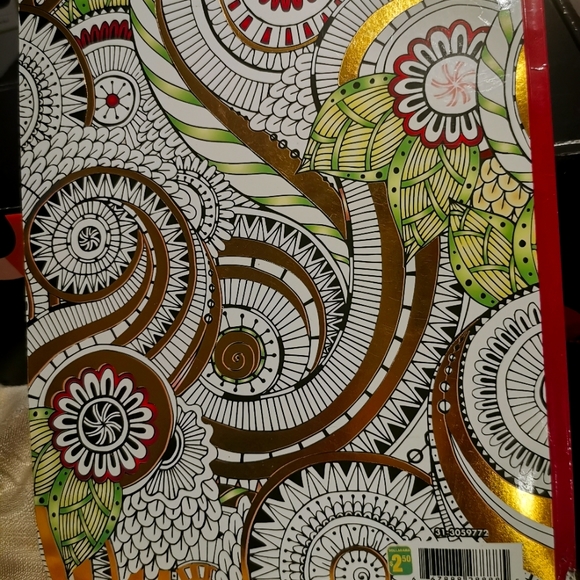 Adult relaxation therapy coloring book and Crayola 20 super tip markers new - Picture 2 of 11